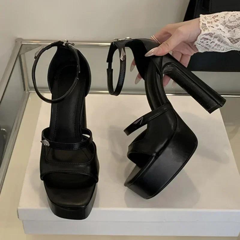 Fashion Luxury Patent Leather Platform Sandals Women 2025 Summer Zip Cover Strap Design Chunky High Heels Elegant Banquet Dress Shoes