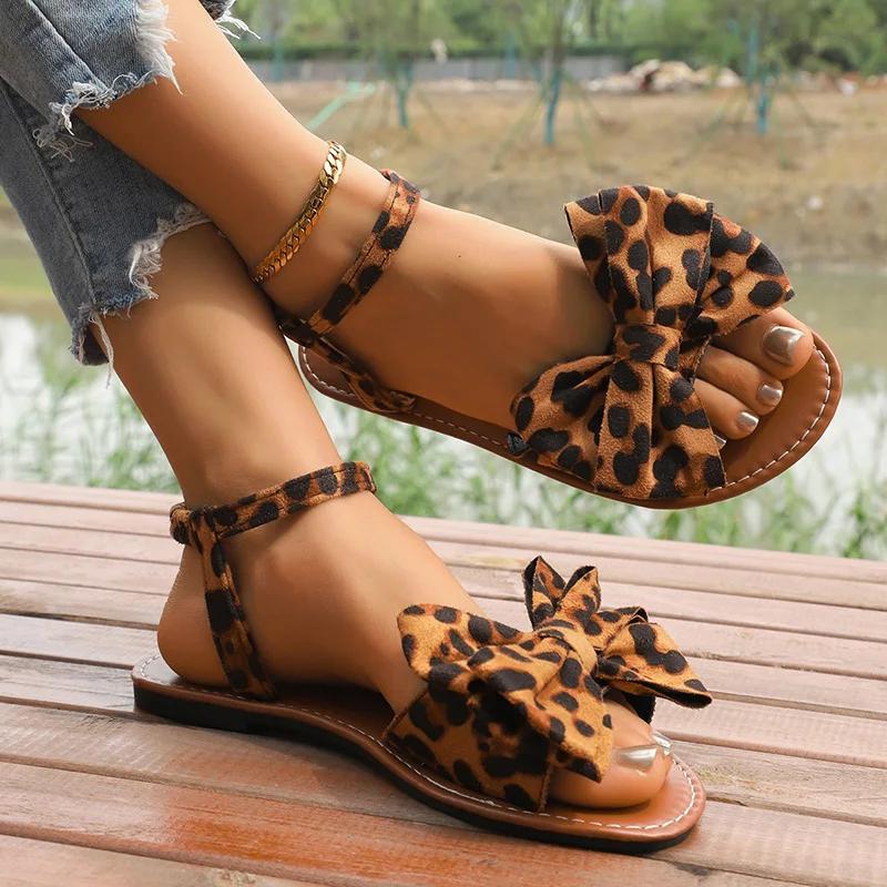 Fashion Fashion Leopard Print Flat Sandals for Women Summer 2025 Soft Comfort Beach Shoes Woman Elastic Band Roman Dress Sandalias Mujer