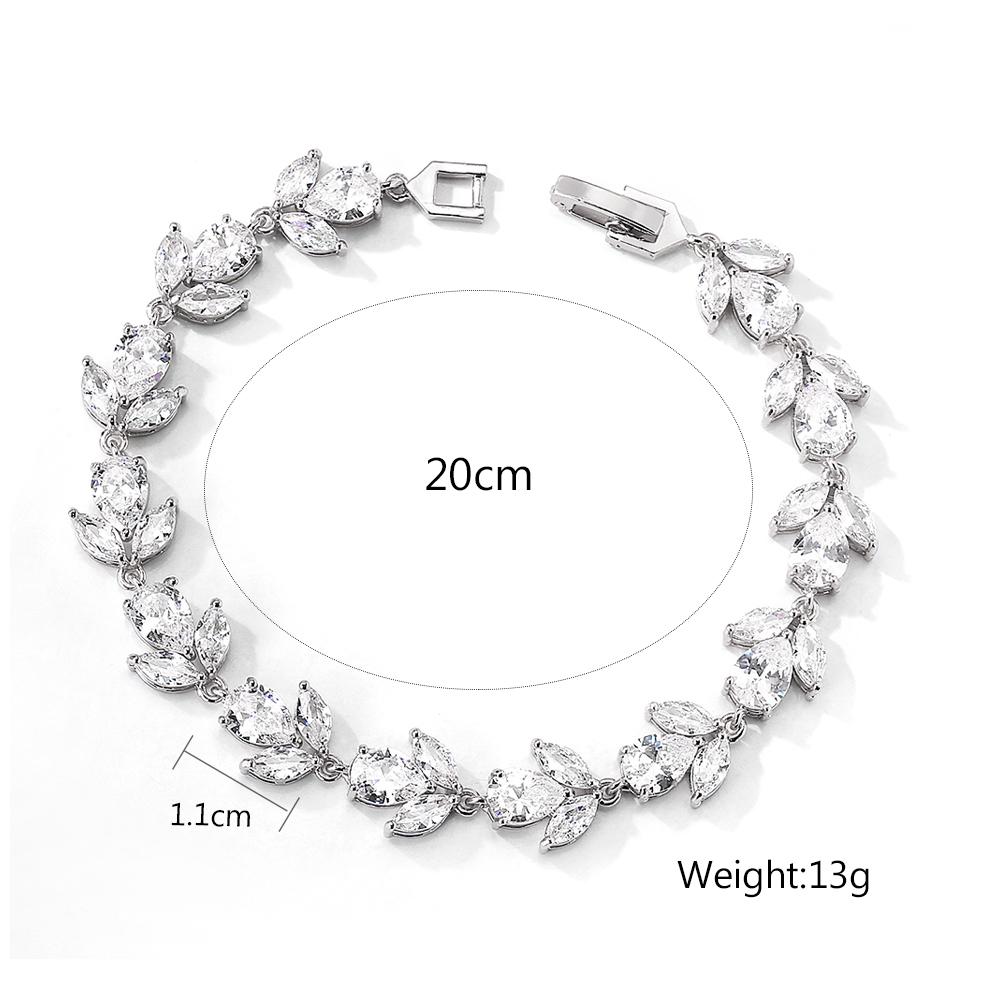 ZAKOL Exquisite Shiny Flowers Cubic Zirconia Bracelet Bangle for Women Silver Color Engagement Wedding Fashion Jewelry