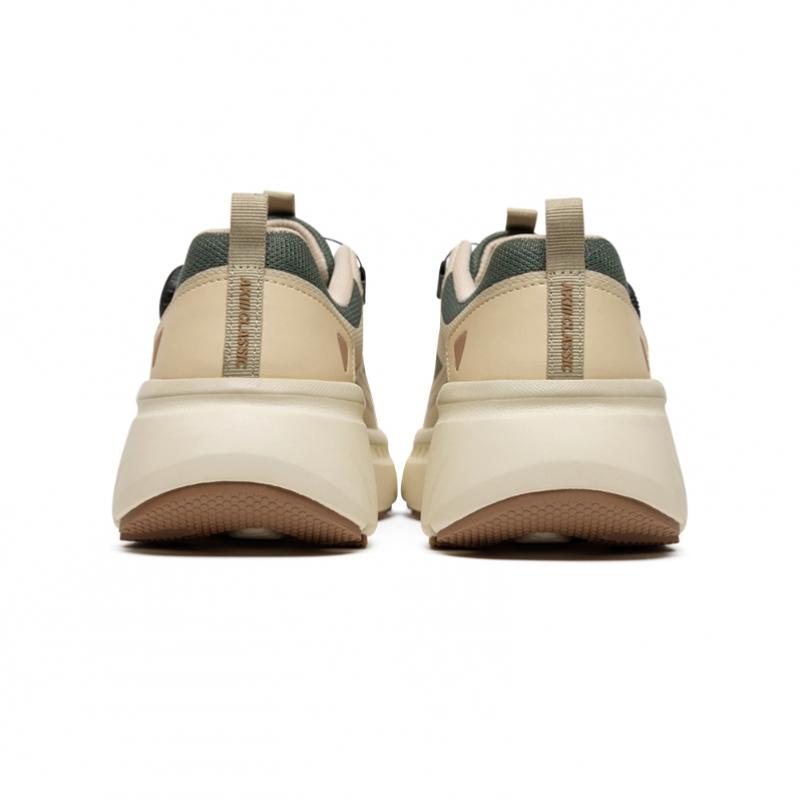 Akiii Classic Comfortable Unisex Sports Shoes Bumper Free Lock  Akamauw04393 