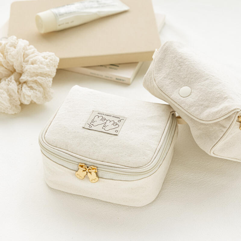 Косметичка Piyo Snap 2 цвета Ivory