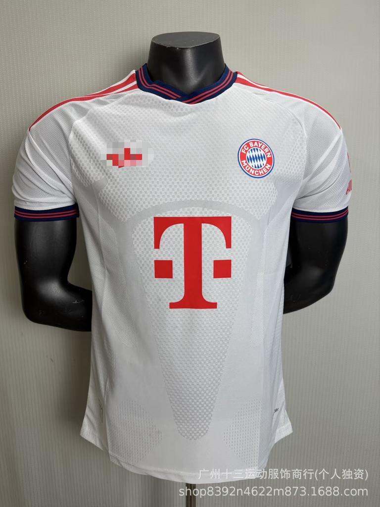 Klubjátékos Kiadás Labdarúgópólók Barcelona Atletico Madrid Liverpool Arsenal Bayern Paris Real Madrid Mezek
