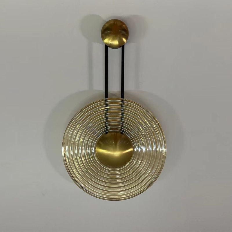 European-Style Minimalist Wall Lamp: Modern Art Design for Office, Hotel, or Bedroom