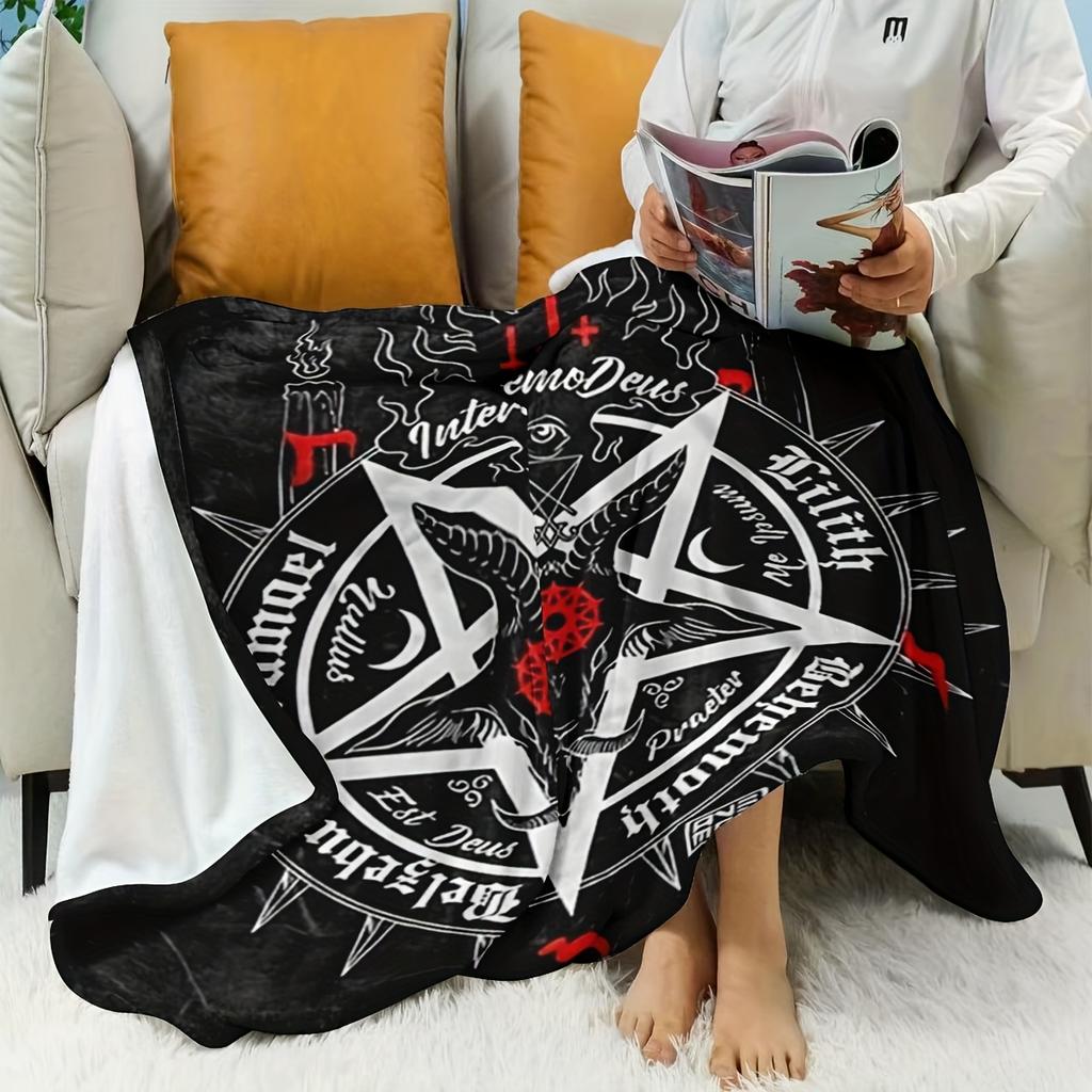 Sheep-head five-pointed star pattern Flannel printed blanket suitable for all seasons suitable for living office sofa and travel
