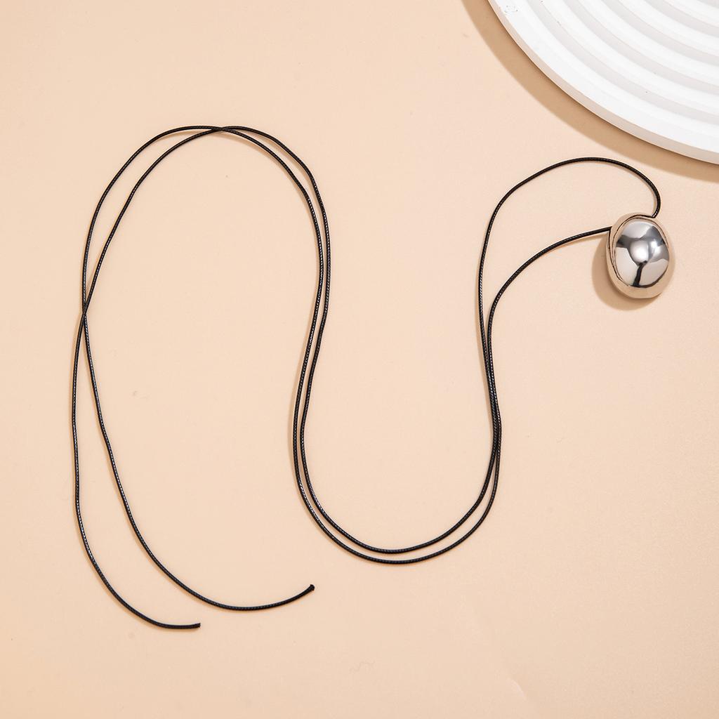 Ladies Exaggerated Geometry Clavicle Chain Punk Choker Black Pendant Short Necklace Jewelry Gift