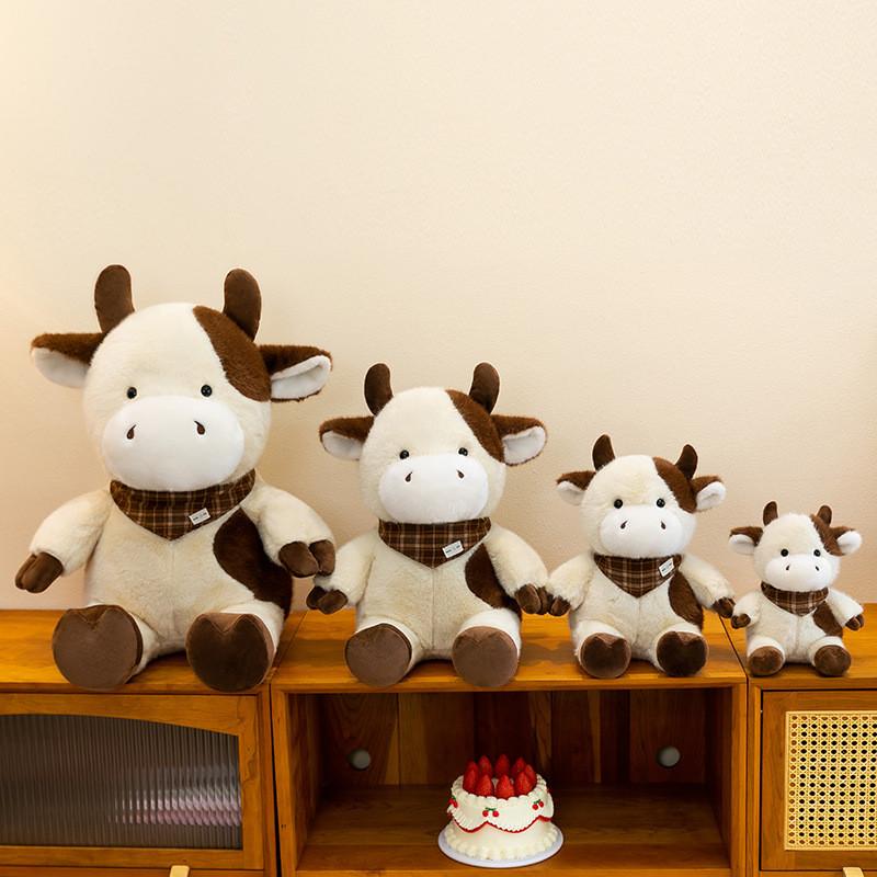 Garden Style Plush Cow Toy With Short Pile Fabric For Childrens Gift And Room Decor