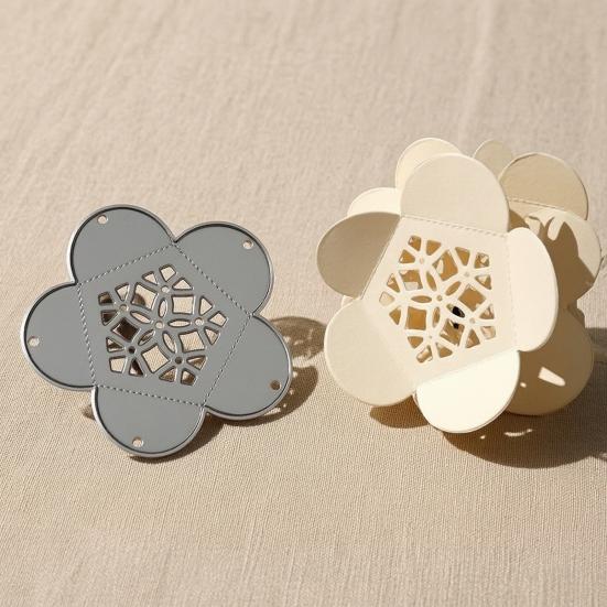 Flower Box Die Cut, Hollow Five-Petal Flower Box Die, Metal Cutting Dies, Cut Stencils for DIY Gift Boxes Embossing Paper Craft Supplies