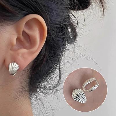 1pár malých vějířových náušnic ve tvaru mušle Advanced Sense pro ženy Dívčí jemné šperky Minimalistické doplňky Dárky