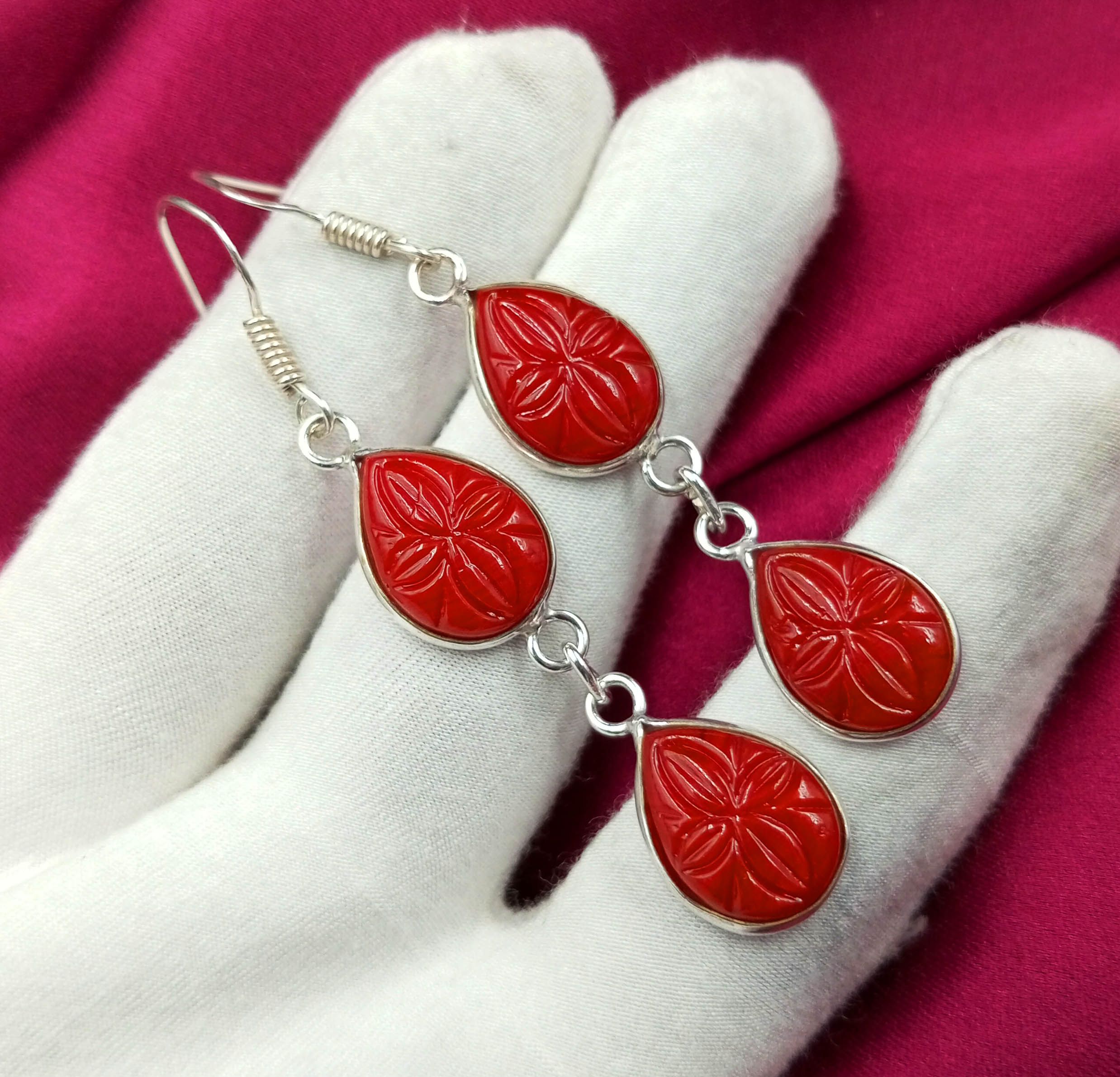 

Серьги-крючки для женщин с красной резьбой по стеклу 925 пробы с серебряным покрытием EEJ-E46