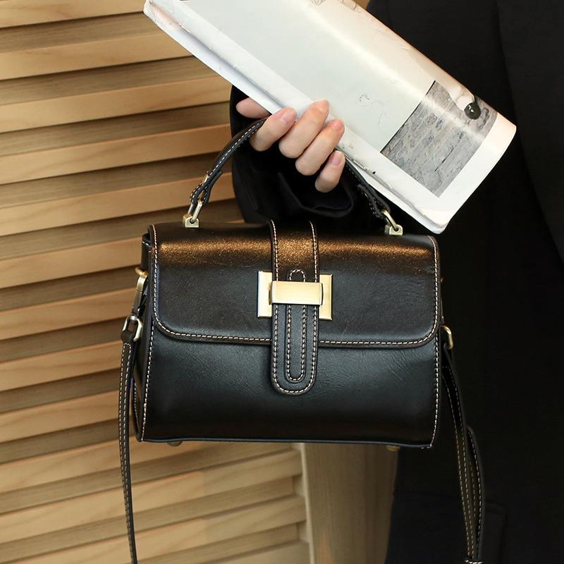 Leather Women's Bag First Layer Vegetable Tanned Cowhide Retro Shoulder Bag Premium Lock Handbag