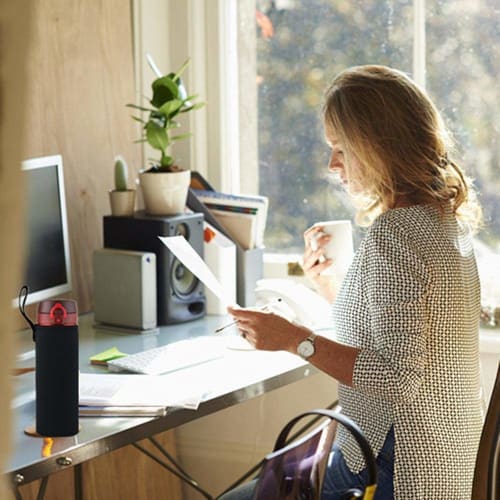 Insulated Neoprene Water Bottle Cover, 750ml Water Bottle Case, Bottle Cover, Holder (750ml - Black)