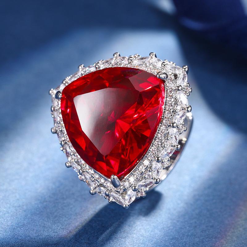 

Осенне-зимние украшения Медь с золотым покрытием Имитация красного корунда Продвинутый набор 17 * 17-12 * 12