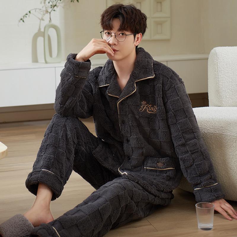 Herren Plüsch Dick Pyjama Set für Herbst/Winter – Warme Haus- & Outdoor-Bekleidung, Übergrößen verfügbar