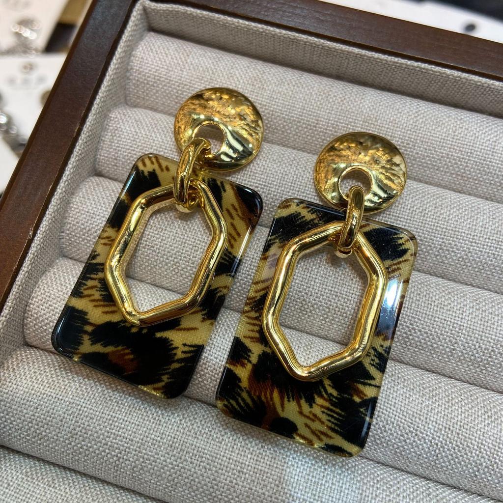 Wran Retro Leopard Print Earrings Women'S Personality Exaggerated Design Earrings Fashion Versatile Earrings