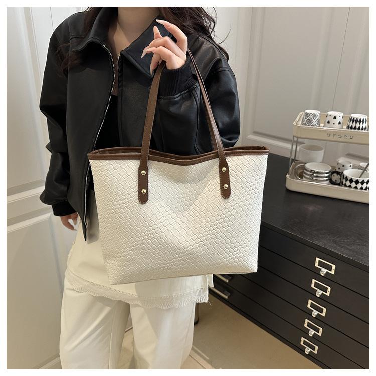 European Style Woven Faux Leather Tote Bag for Women, New Fashionable Large Capacity Shoulder Handbag, Casual Daily Commute Bag CLE