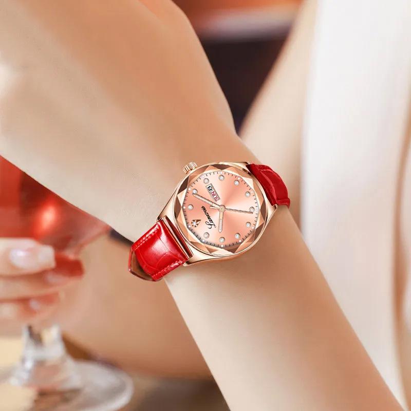 Diamond-Shaped Women's Quartz Watch with Leather Strap, Waterproof, and Suitable for Students and Couples.