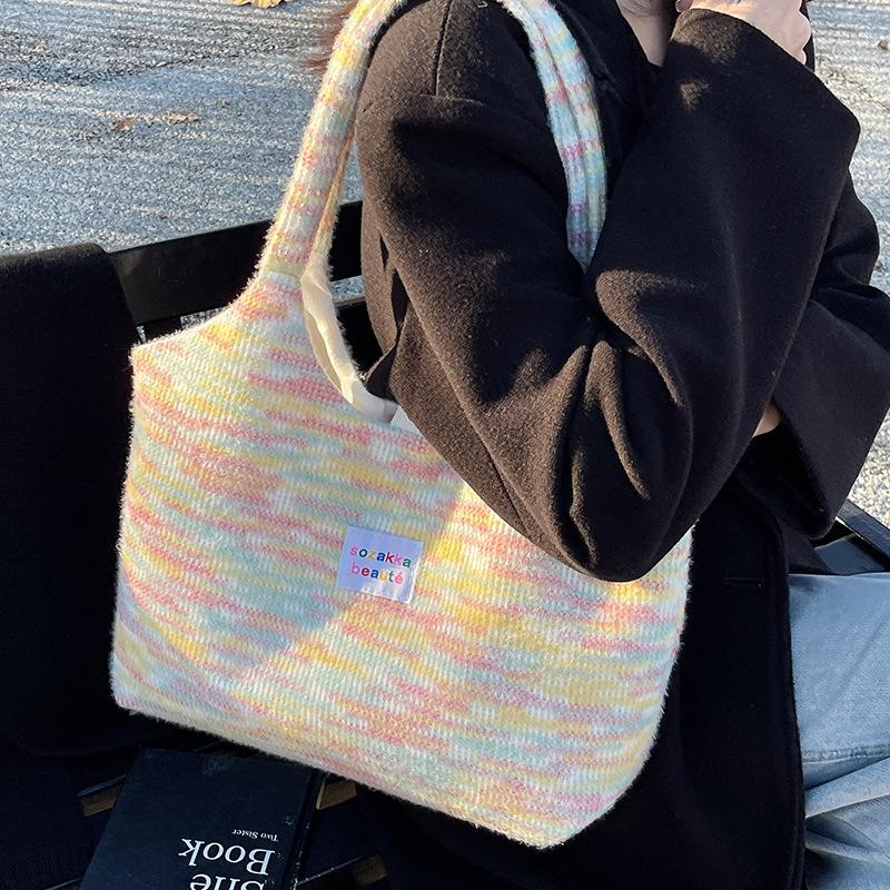 

Милая пушистая плетеная сумка-тоут Большая вместимость Студенческая сумка для книг Холщовая сумка-жилет через плечо Осенью и зимой