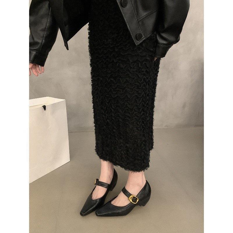 Silver Mary Jane Shoes Spring and Autumn Pointed Temperament Thick Heel Fashion One-word Buckle with Shallow Mouth Single Shoes Tide