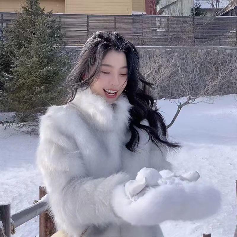 

Женская зимняя шуба, короткий меховой топ, новая имитация лисьего меха, зимний топ M белый