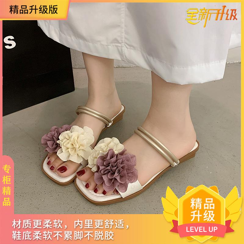 2025 spring and summer new sandals women's fashion flat slippers niche design sense casual one-word shoes