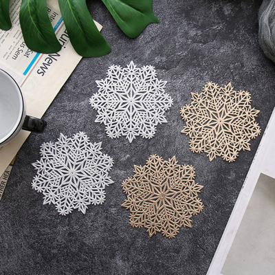 Cup Coaster Mug Pad Hollow-out Design Non-Slip Decorative Christmas Snowflake Table Mat Placemat Decoration
