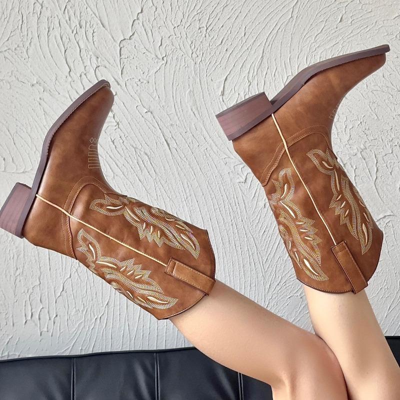 Cowhide~ He Sui versatile leather western cowboy boots women's thick heel embroidered knight boots retro mid-tube riding boots