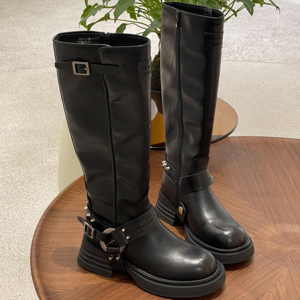 Western boots, belt buckle, medium boots, women's shoes, autumn new models, in fact, long boots, genuine leather Martin boots