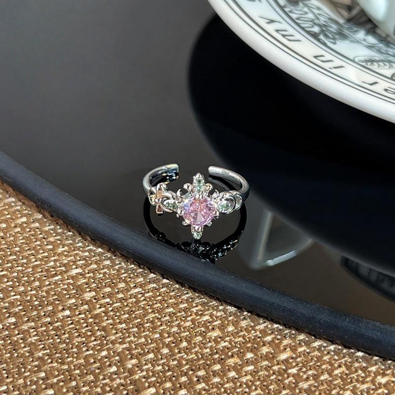 Niche Zircon Four-Leaf Clover Pink-Green Ring: Light Luxury Trendy Women's Finger Ring