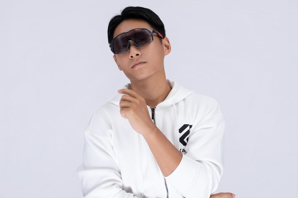 KAPVOE Polarized Sports TR90 UV400 UV Impact for and Trekking Sunglasses, Ultra-lightweight Frame, (99%+ Protection), Resistant, Anti-fog Lenses,