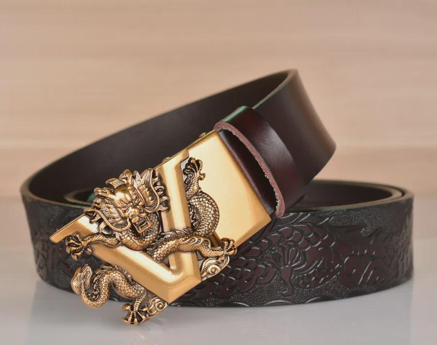 Herrbälte i präglat läder med drakmönster och automatiskt spänne