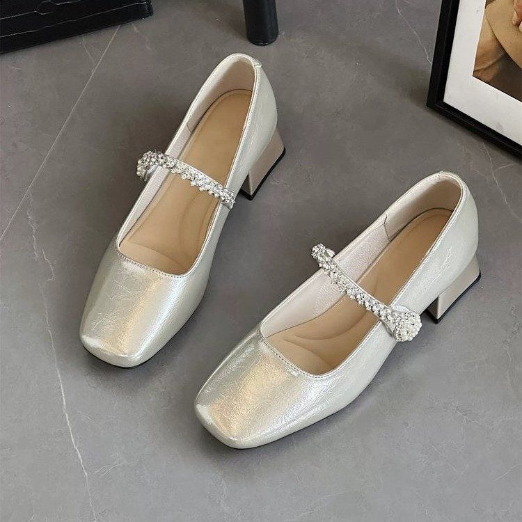 

Soft leather rhinestone word with Mary Jane shoes women s 2025 new skirt with absolutely perfect child square head shallow mouth thick heel single sh 40 шампанского
