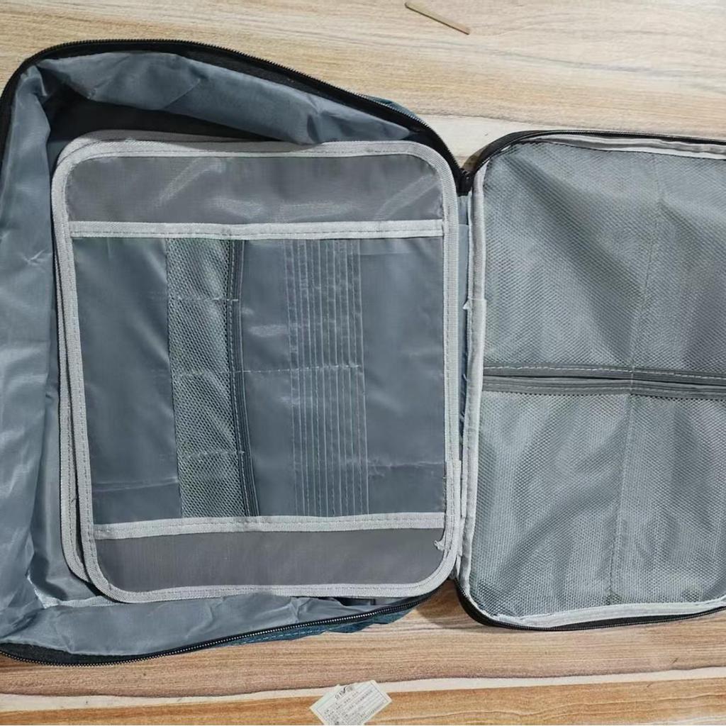 Duża torba do przechowywania dokumentów i paszportów z rejestrem gospodarstwa domowego i organizerem na certyfikaty