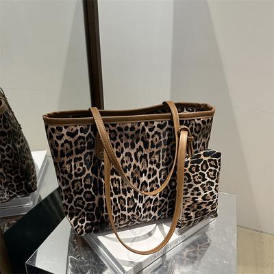 Leopard Print Bag Women's Largecapacity New Autumn and Winter Casual Shoulder Shopping Bag Fashionable Commuter Tote Bag