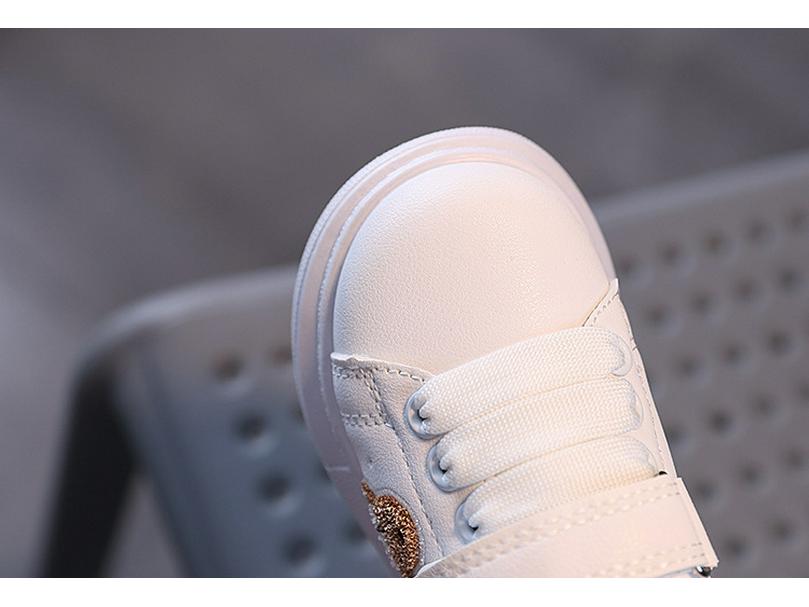 2025 Wiosna & Jesień Kreskówkowe Sneakersy z Miękką Podeszwą dla Chłopców i Dziewczynek - Białe Pasujące do Wszystkiego Buty Sportowe dla Maluchów i Niemowląt