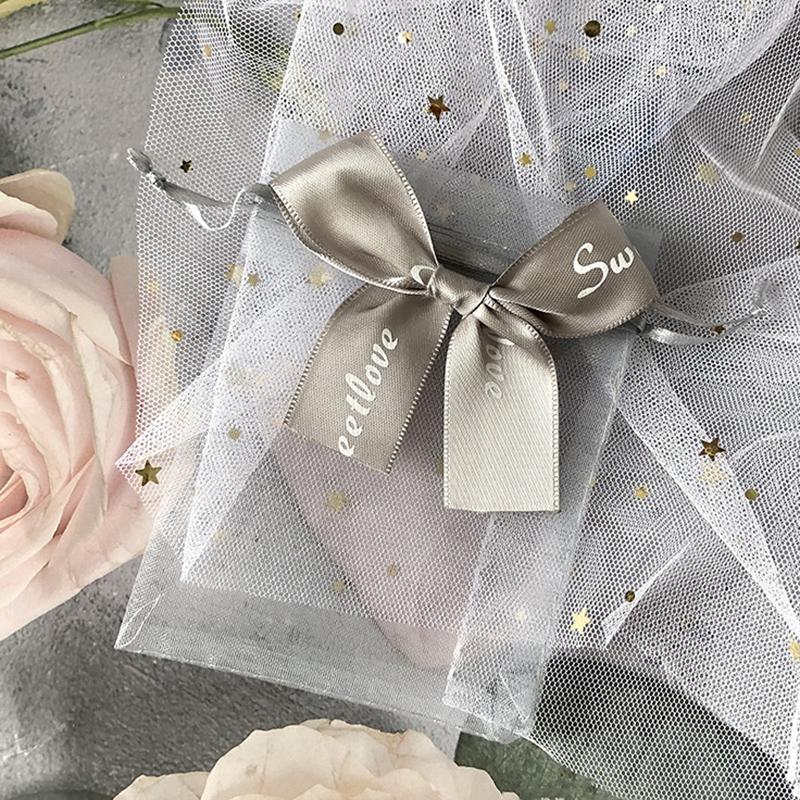 

20 шт. Оргаза мешочки на шнурке Подарочные мешочки Изысканные мешочки с бабочками Мешочки для упаковки ювелирных изделий Свадебные мешочки Подарочные мешочки серый
