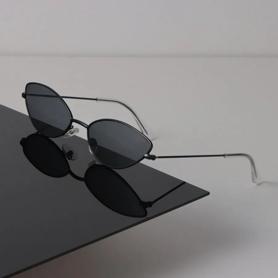Kleine Cat-Eye-Sonnenbrille Damen Herren Vintage Mode Weiblich Männlich Spiegel Klar Designerbrille Marke Schwarz Sonnenbrille