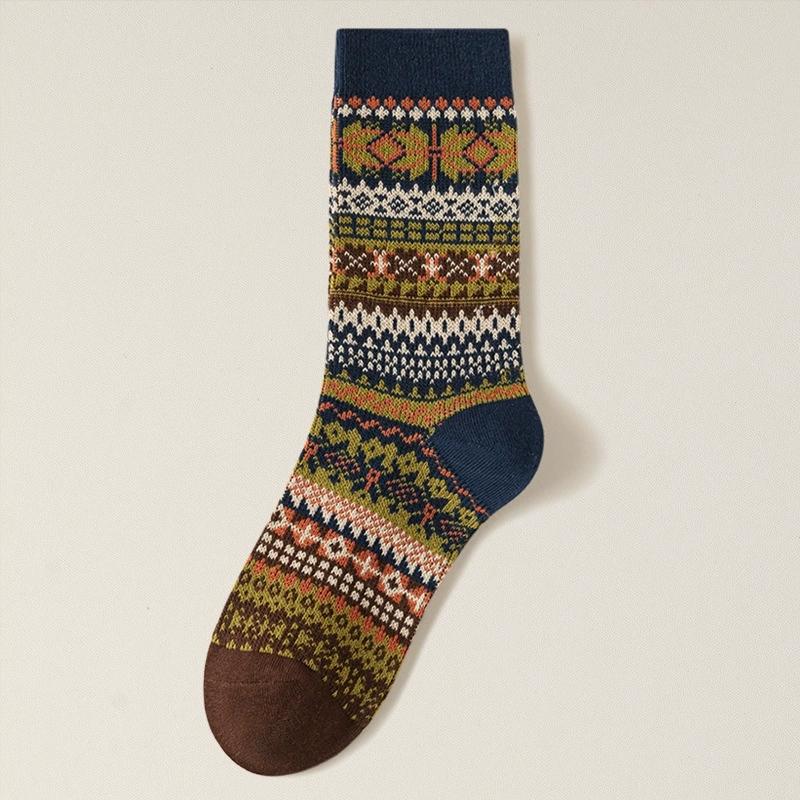 Retro National Style Embroider Flower Socks Women Trend Streetwear Knitted Middle Socks Female Autumn Winter Chic Contrast Socks