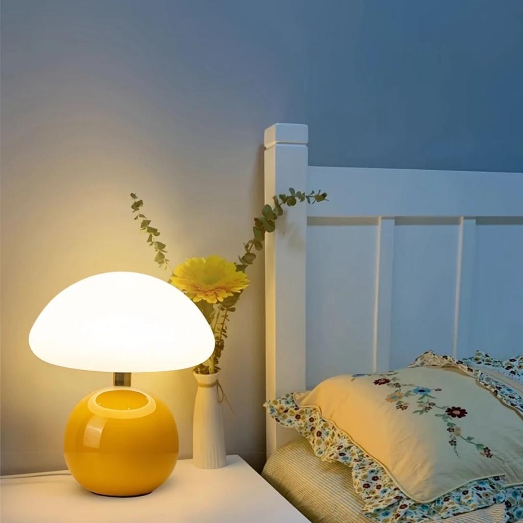 French cream mushroom table lampUSB tri colordimmable bedsidebedroom high-endwarm atmosphere sleepnight lampLED small table lamp