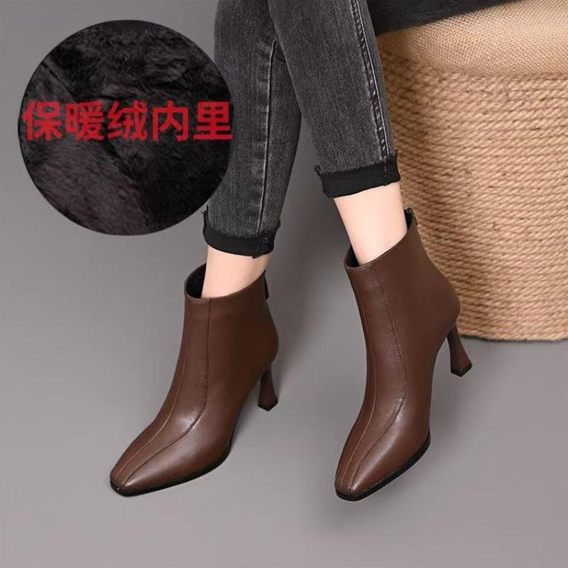 

Pointed high heels women s stilettos new temperament fashion autumn and winter velvet brown short boots 41