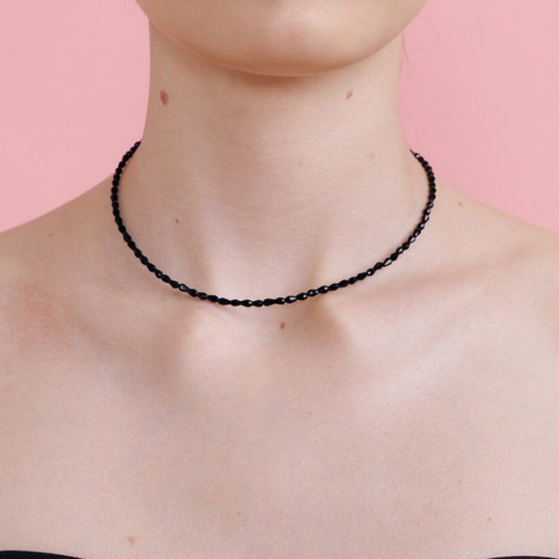 

MATIAS Black egg Necklace Black