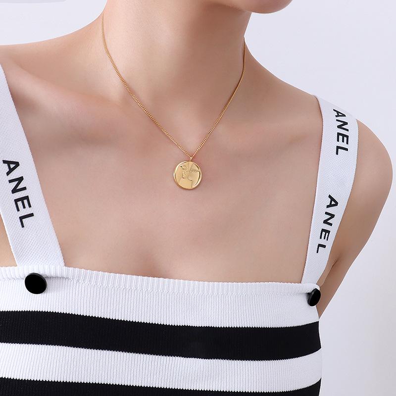 

Французские аксессуары, тисненое выпуклое ожерелье с дизайном лица для женщин, титановая сталь с покрытием из 18-каратного золота, цепочка для ключицы и шеи, ювелирные изделия P027