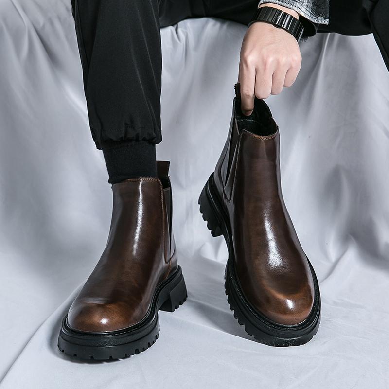 2024Thick soled waterproof new Chelsea boots  comfortable, fashionable, classic men's business leather short boots