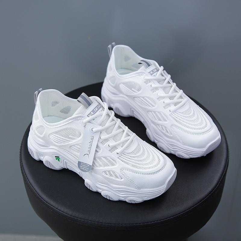 Fashion 2025 New White Running Shoes Women Summer Women Sports Shoes Mesh Breathable Sneakers Wear-resistant Outdoor Casual Shoes