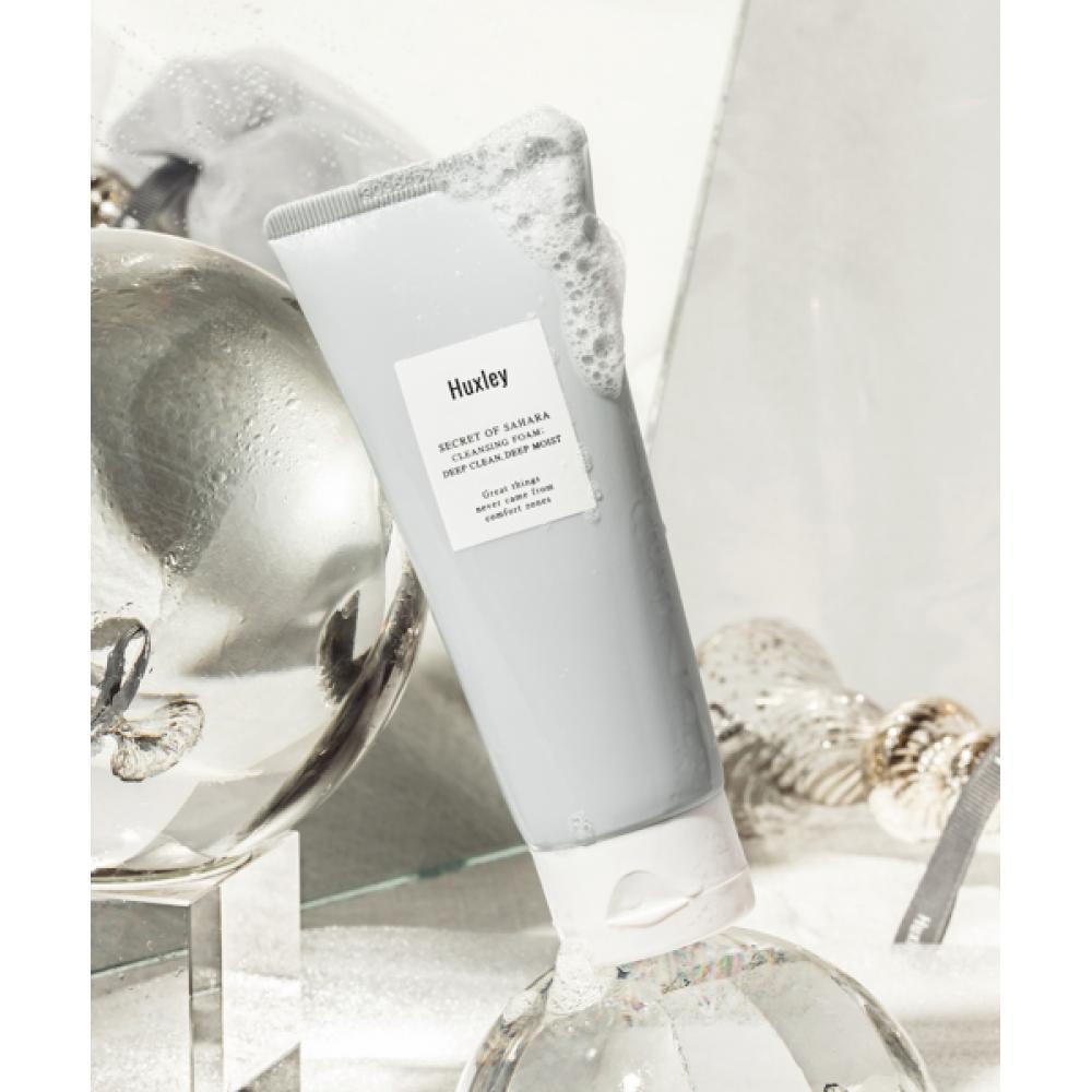 Huxley Cleansing Foam Be Clean Bee Moist 150g 150 grams of the main product