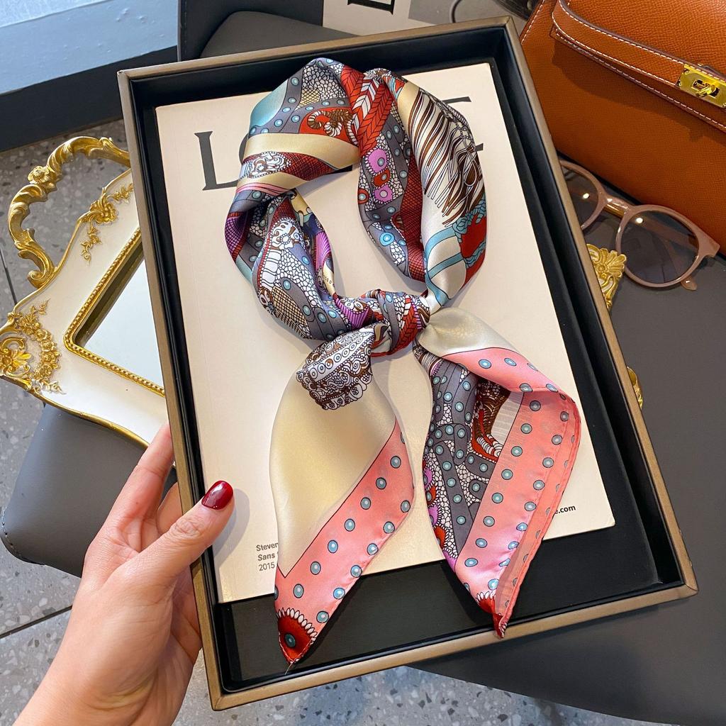 Small Silk Scarf Women'S Versatile High-End Decorative Square Scarf Professional Small Scarf Simulation Silk Korean Version Streamer Bag