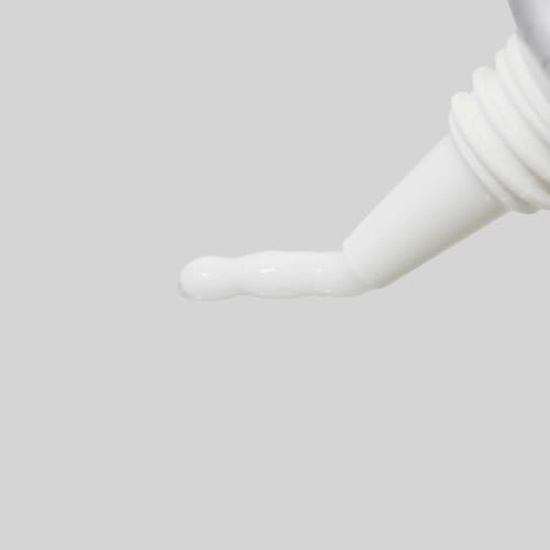 Melano CC Medicated Anti-stain/freckle Moisturizing Cream W Vitamin Contains 23g
