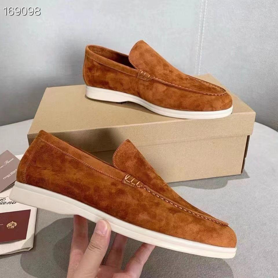 Men's Casual Loafers Are Light, and The Same Lazy Shoes Are Pedaled Every Day.