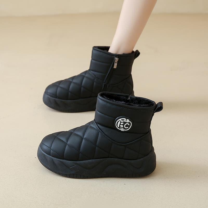 Snow Boots Women's Winter Soft Leather Piled Thickened Northeast Non-Slip Cotton Shoes Warm Retro Fashion Cotton Boots