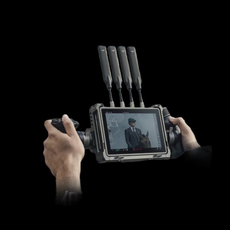 DJI Transmission High-Bright Monitor Combo