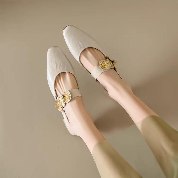 

Soft leather temperament single shoes women s spring and autumn new red thick heel versatile skirt Mary Jane shoes 34